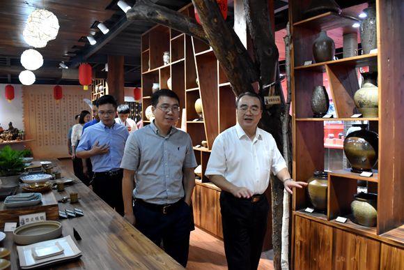 eafb4f7792593e9e2f46b03e0df0404.jpg eafb4f7792593e9e2f46b03e0df0404.jpg