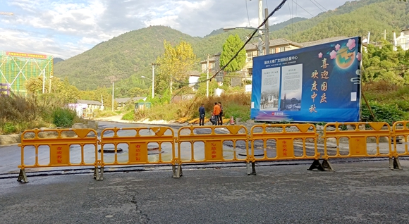 13b1d583107f2e11cd2939ce1aa0348.jpg 13b1d583107f2e11cd2939ce1aa0348.jpg