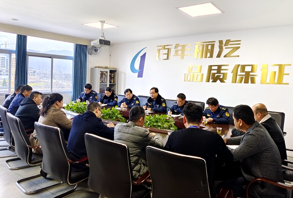 1555104fe562e9801da5cfcfaf34e7d.jpg 1555104fe562e9801da5cfcfaf34e7d.jpg