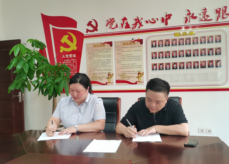 f3a83b89980443d809a82d6406f89af.jpg f3a83b89980443d809a82d6406f89af.jpg