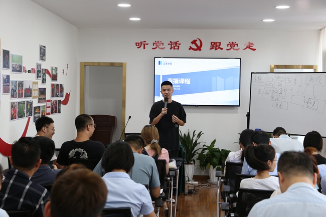 24349480708c0b50ebe040c2e94385c.jpg 24349480708c0b50ebe040c2e94385c.jpg