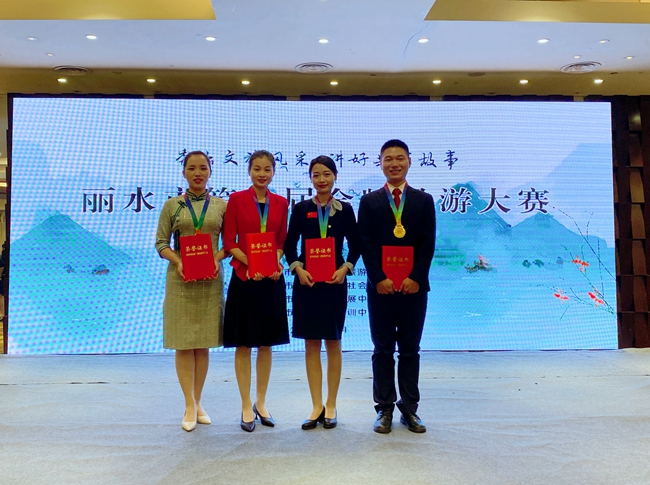 cecf69aaf27bd1334f44f817d6a95a6.jpg cecf69aaf27bd1334f44f817d6a95a6.jpg